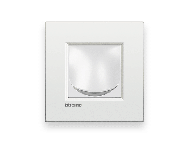 BTicino SN4002NF Livinglight Interruttore Bipolare, Bianco : : Fai  da te