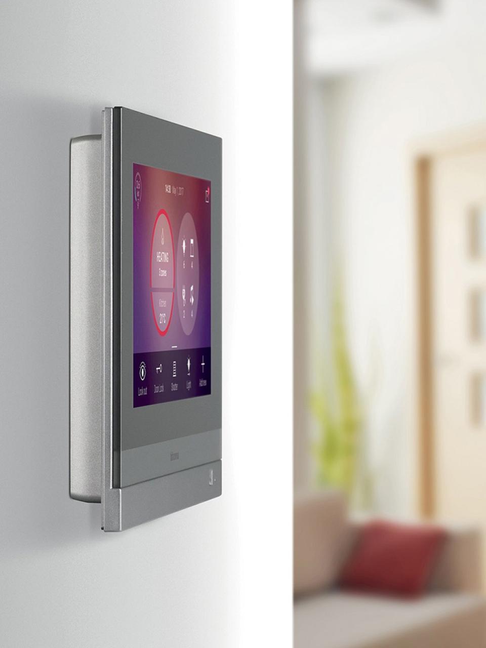 Touchscreen Hometouch 7 per il sistema domotico MyHOME