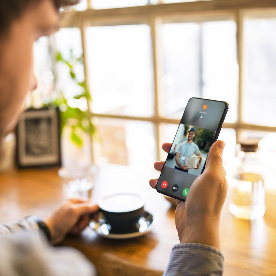 Apri con un tocco dal tuo smarthphone
