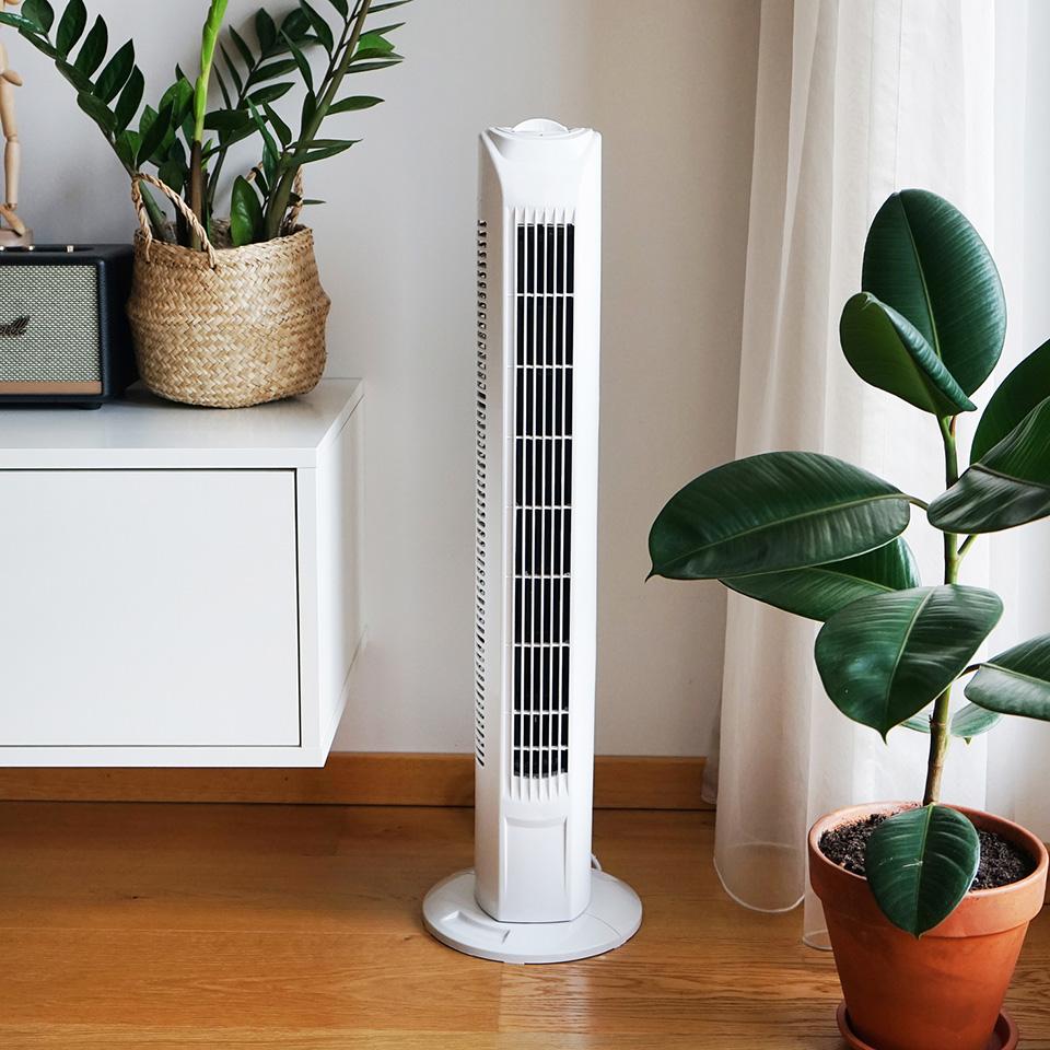Ventilatore a torretta bianco