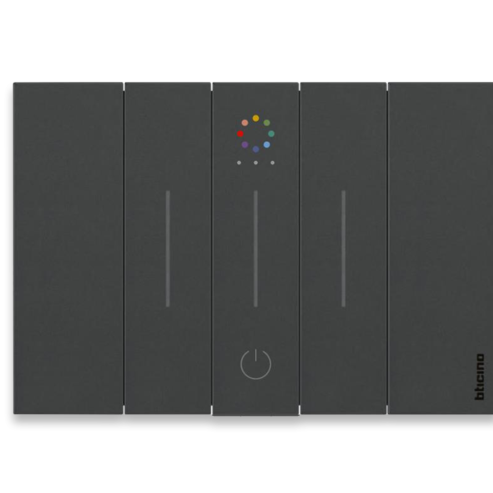 Placca LivingNOW smart nera con regolazione luci colorate